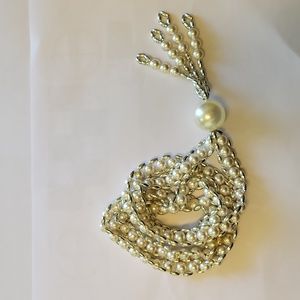 Lightweight Pearl Accent Necklace
